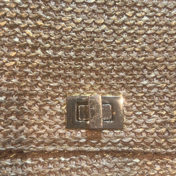 Mini Woven Crossbody Bag! Chain Link Strap. Turn Lock Closure. Metallic Gold - Picture 7 of 15